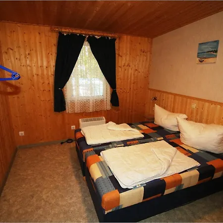 Sonne Und Direkt Am *